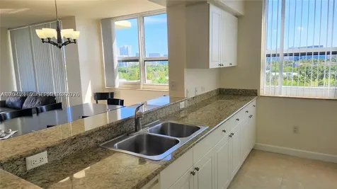 19501 W Country Club Drive Aventura FL 33180