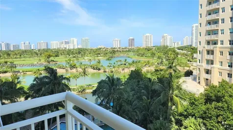 19501 W Country Club Drive Aventura FL 33180