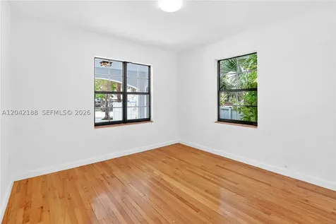 322 SW 18th Road Miami FL 33129
