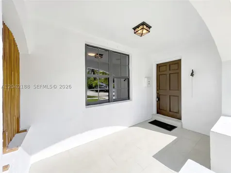 322 SW 18th Road Miami FL 33129