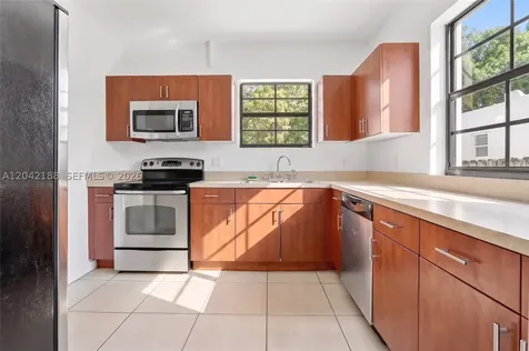 322 SW 18th Road Miami FL 33129
