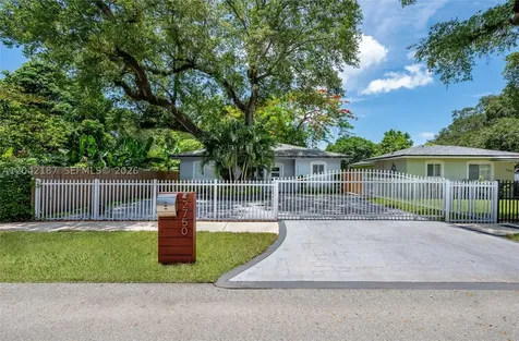 2750 NW 170th Street Miami Gardens FL 33056