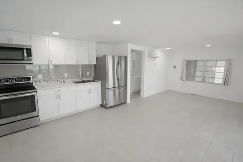 2260 SW 85th Way Davie FL 33324