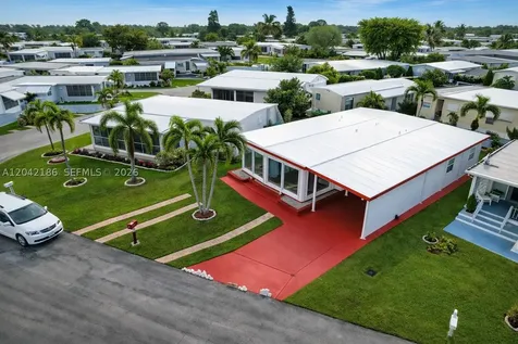 2260 SW 85th Way Davie FL 33324