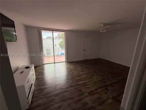 2606 NE 10 Street Hallandale Beach FL 33009