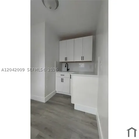 2927 NW 60th Street Miami FL 33142