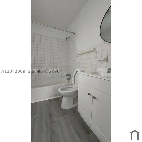 2927 NW 60th Street Miami FL 33142