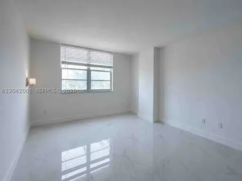 500 Bayview Drive Sunny Isles Beach FL 33160