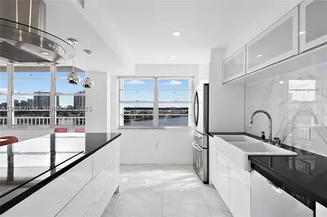 2801 NE 183rd Street Aventura FL 33160