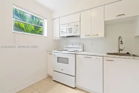 4215 N University Drive Sunrise FL 33351