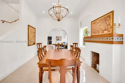 30 NE 44th Street Miami FL 33137