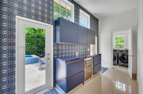 30 NE 44th Street Miami FL 33137