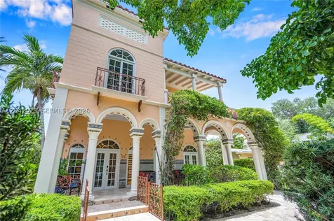 30 NE 44th Street Miami FL 33137