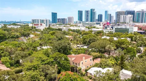 30 NE 44th Street Miami FL 33137