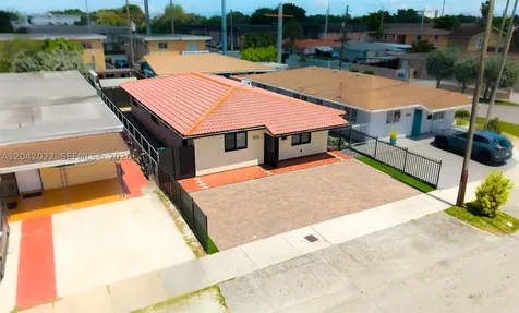 509 NW 57th Court Miami FL 33126