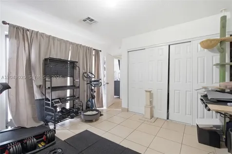 10327 NW 9th St Circle Miami FL 33172