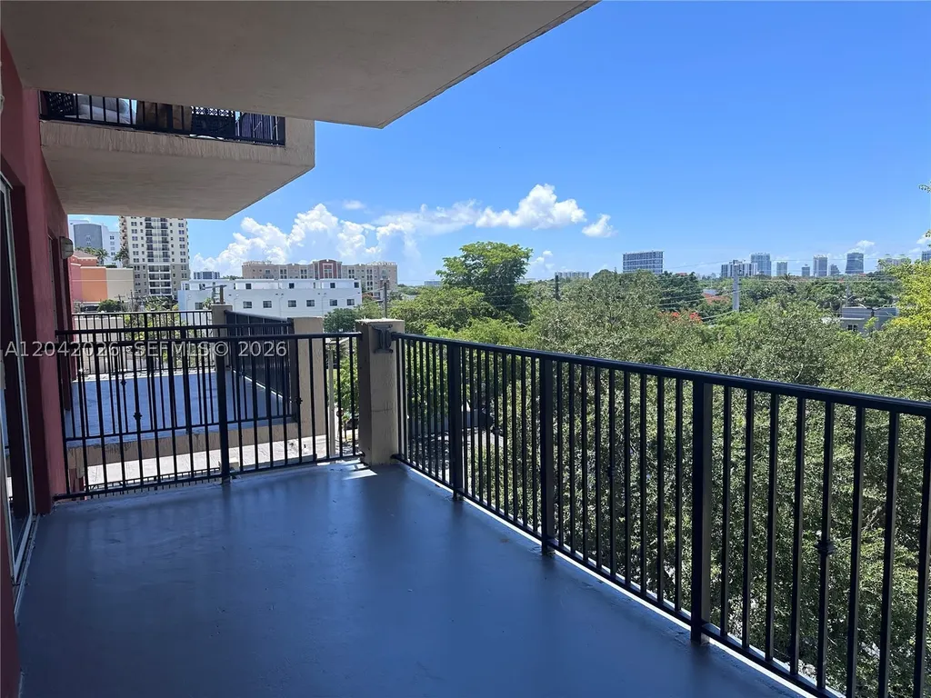 3410 Coral Way Miami FL 33145