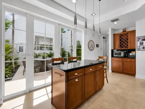 7614 SW 54th Avenue Miami FL 33143