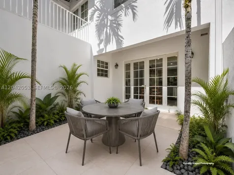 7614 SW 54th Avenue Miami FL 33143