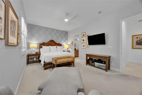 7614 SW 54th Avenue Miami FL 33143