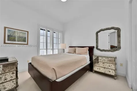 7614 SW 54th Avenue Miami FL 33143