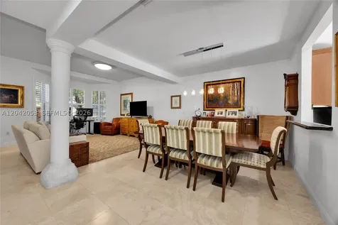 7614 SW 54th Avenue Miami FL 33143