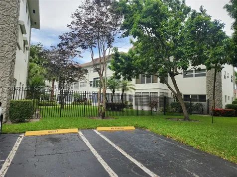 5001 NW 34th Street Lauderdale Lakes FL 33319