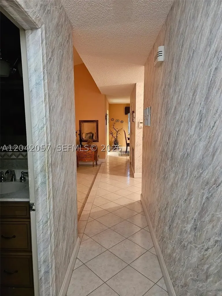 10301 Greenbriar Court Boca Raton FL 33498