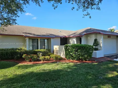 10301 Greenbriar Court Boca Raton FL 33498