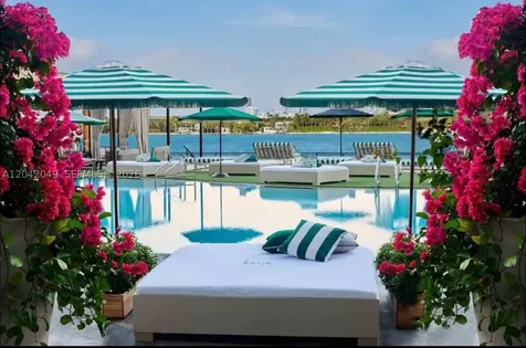 1100 West Avenue Miami Beach FL 33139