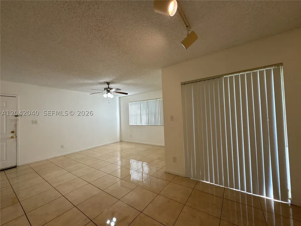 550 S Park Road Hollywood FL 33021
