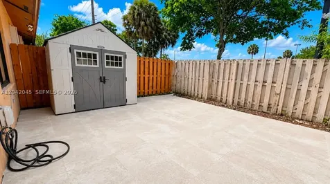 6780 NW 186th Terrace Hialeah FL 33015