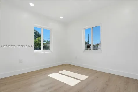 15921 NW 18th Place Miami Gardens FL 33054
