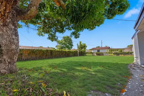 15921 NW 18th Place Miami Gardens FL 33054