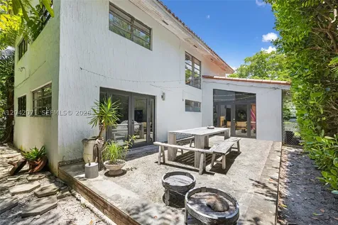 920 Aguero Avenue Coral Gables FL 33146