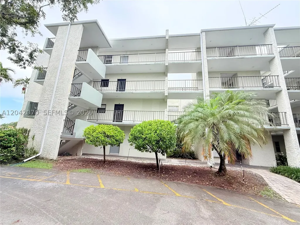 8931 N New River Canal Road Plantation FL 33324