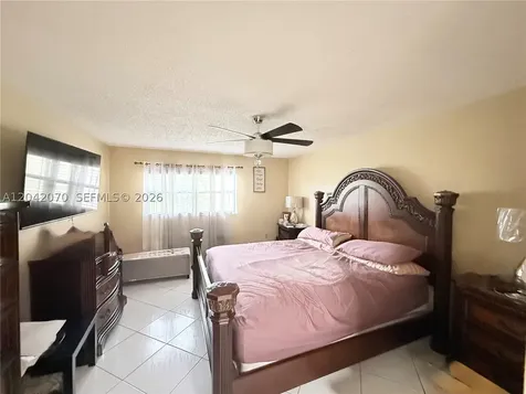 8931 N New River Canal Road Plantation FL 33324