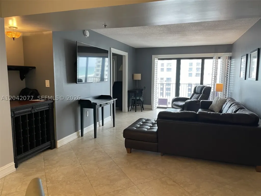 1201 S Ocean Drive Hollywood FL 33019