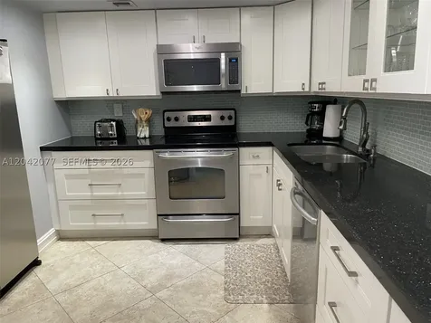 1201 S Ocean Drive Hollywood FL 33019