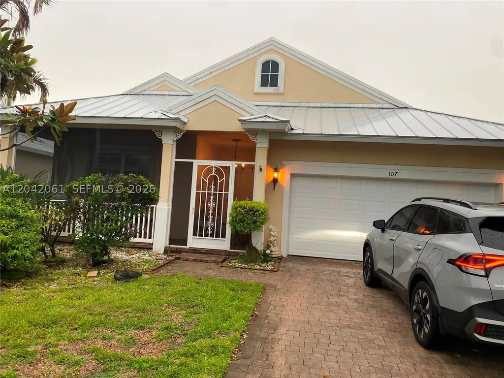 107 NW Summerville Court Port St. Lucie FL 34986