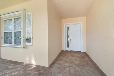 107 NW Summerville Court Port St. Lucie FL 34986