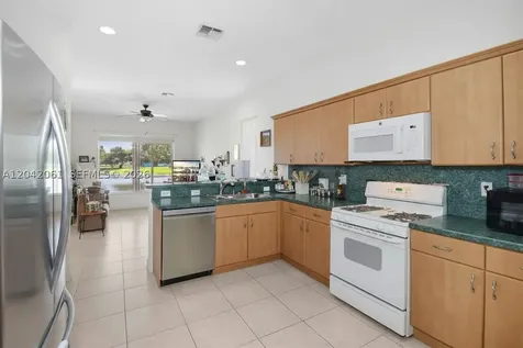 107 NW Summerville Court Port St. Lucie FL 34986