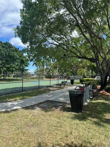 4025 Pine Ridge Lane Weston FL 33331
