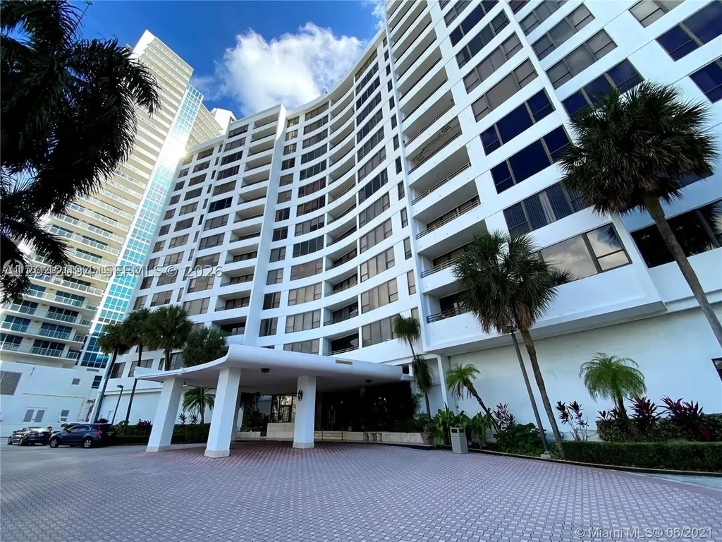 3505 S Ocean Dr (avail July, 11 2026) Hollywood FL 33019