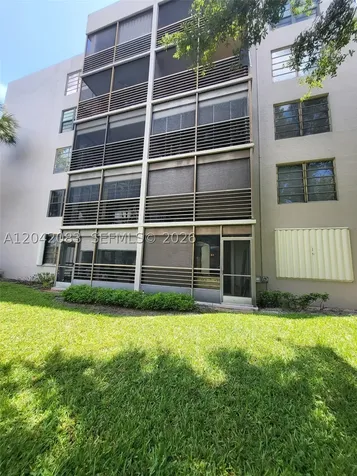900 Colony Point Circle Pembroke Pines FL 33026