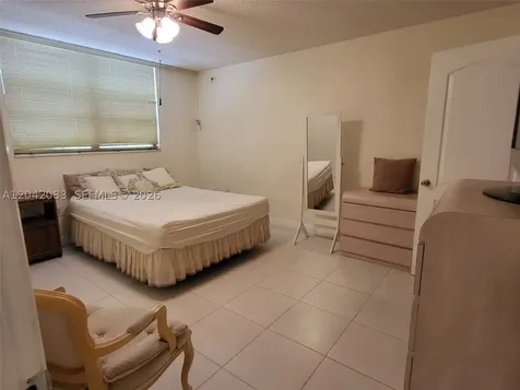 900 Colony Point Circle Pembroke Pines FL 33026