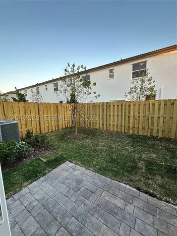 2889 SE 25rd Homestead FL 33035