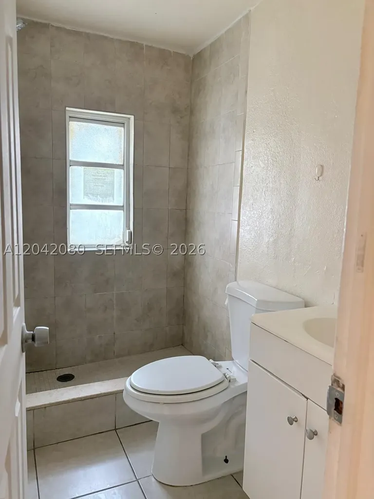 2203 Taft Street Hollywood FL 33020