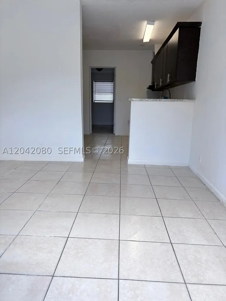 2203 Taft Street Hollywood FL 33020