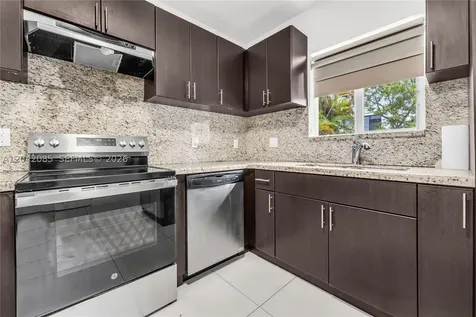 1029 SW 11th Avenue Miami FL 33130
